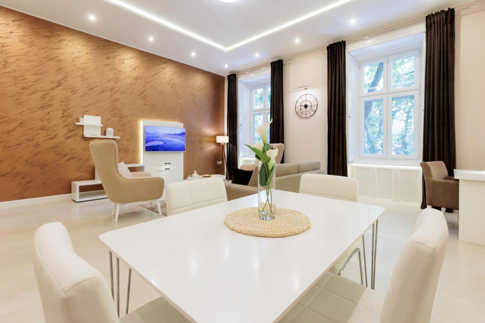 Apartman Mirakul Subotica Exteriör bild